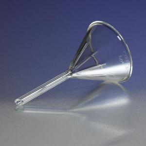 PYREX® Fluted 60Ôæ∞ Angle Funnels w/Short Stem