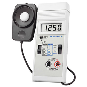 Traceable® Dual Range Light Meter w/Outputs